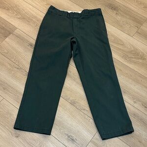 874 Original Fit Dickies. Green utility. 34 x 28